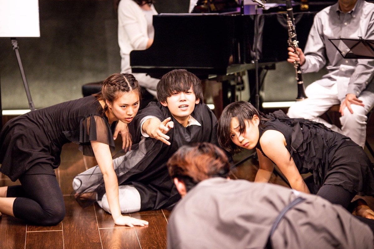 Yesterday's Colony 舞台画像